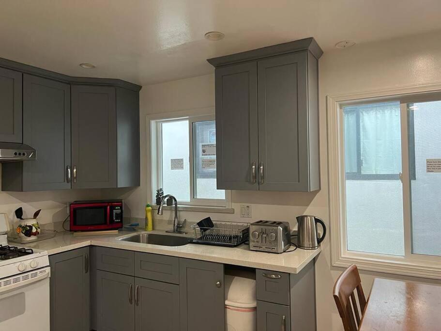 Affordable Private Rooms With Shared Bath Kitchen Near Sfo Daly City Zewnętrze zdjęcie