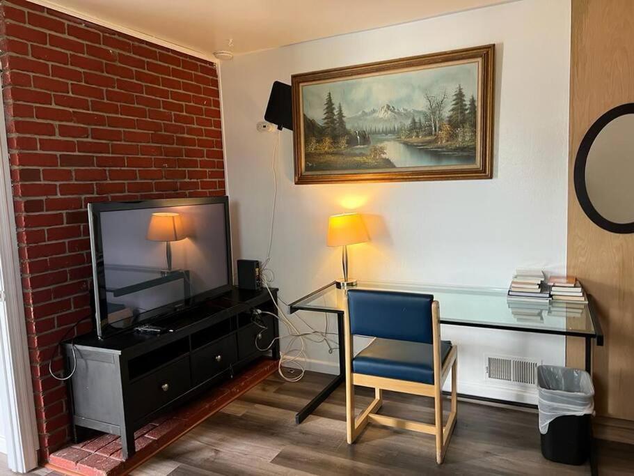 Affordable Private Rooms With Shared Bath Kitchen Near Sfo Daly City Zewnętrze zdjęcie