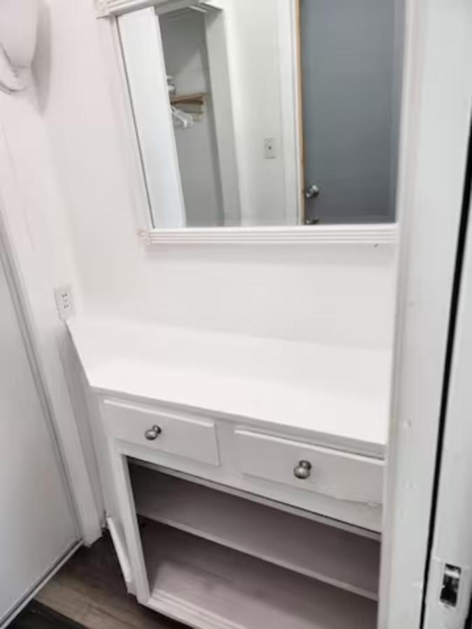 Affordable Private Rooms With Shared Bath Kitchen Near Sfo Daly City Zewnętrze zdjęcie